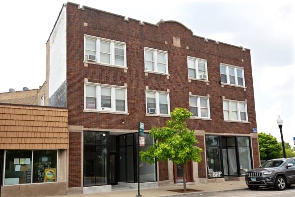 3922-24 N. Milwaukee Ave./4714-16 W. Byron St. property